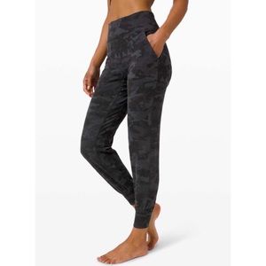 NWOT lululemon align jogger in incognito camo multi gray